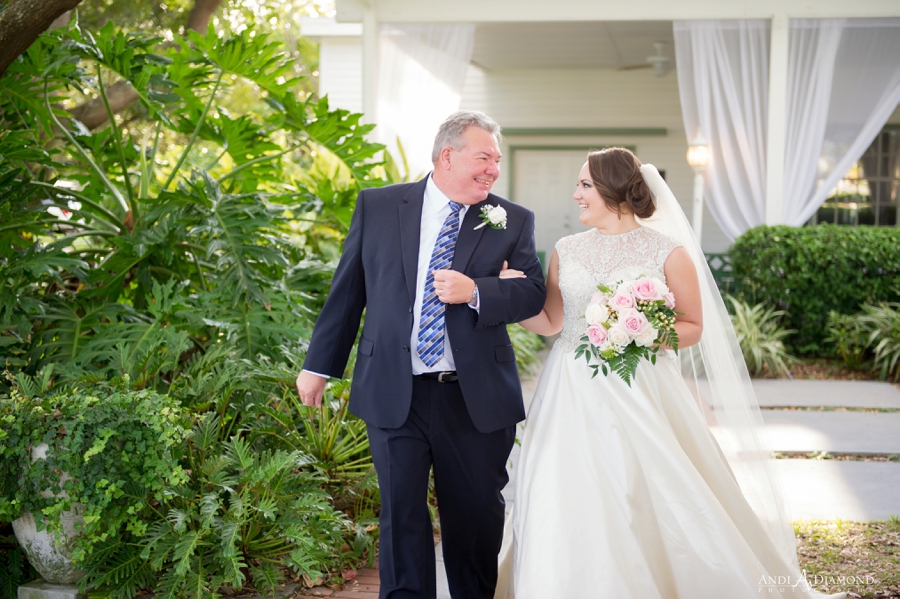 Tampa wedding photographers at Davis Islands Garden Club_0020