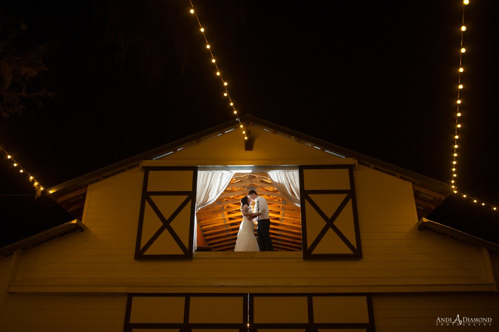 Tampa wedding photographers at the white barn_0036
